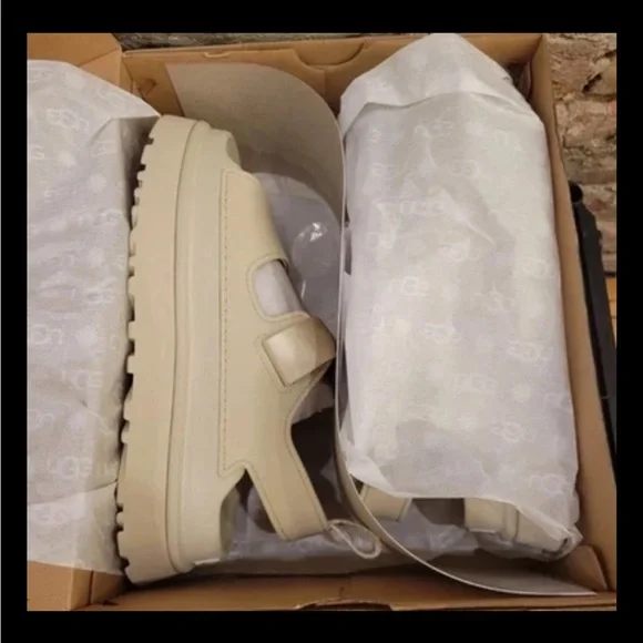 Women’s Ugg Goldenglow Slides/Sandals Sea Salt #1152685          (Size 11)NWB - Picture 6 of 8